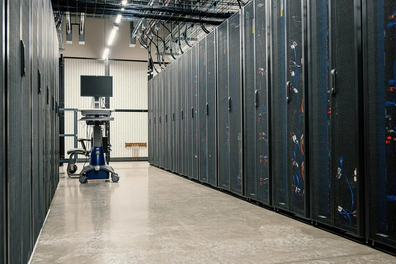 Cloud vs. Eigenhosting: Vor- und Nachteile